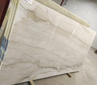 CALACATTA BRAZIL LEATHERED 3cm 125" x 64"