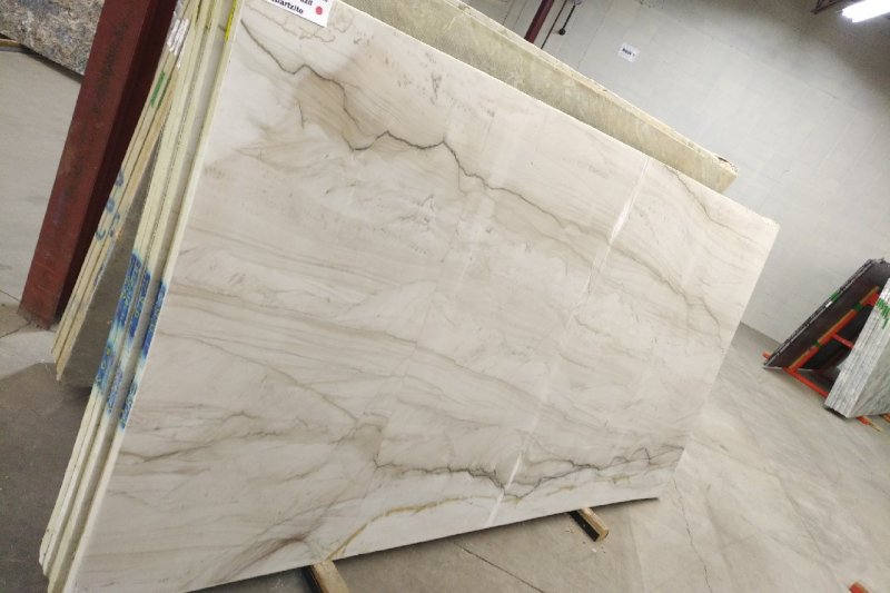 CALACATTA BRAZIL LEATHERED 3cm 125" x 64"