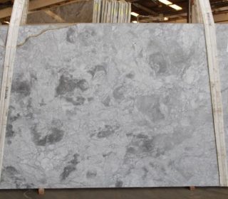CALACATTA PREMIUM 3cm 114" x 69"